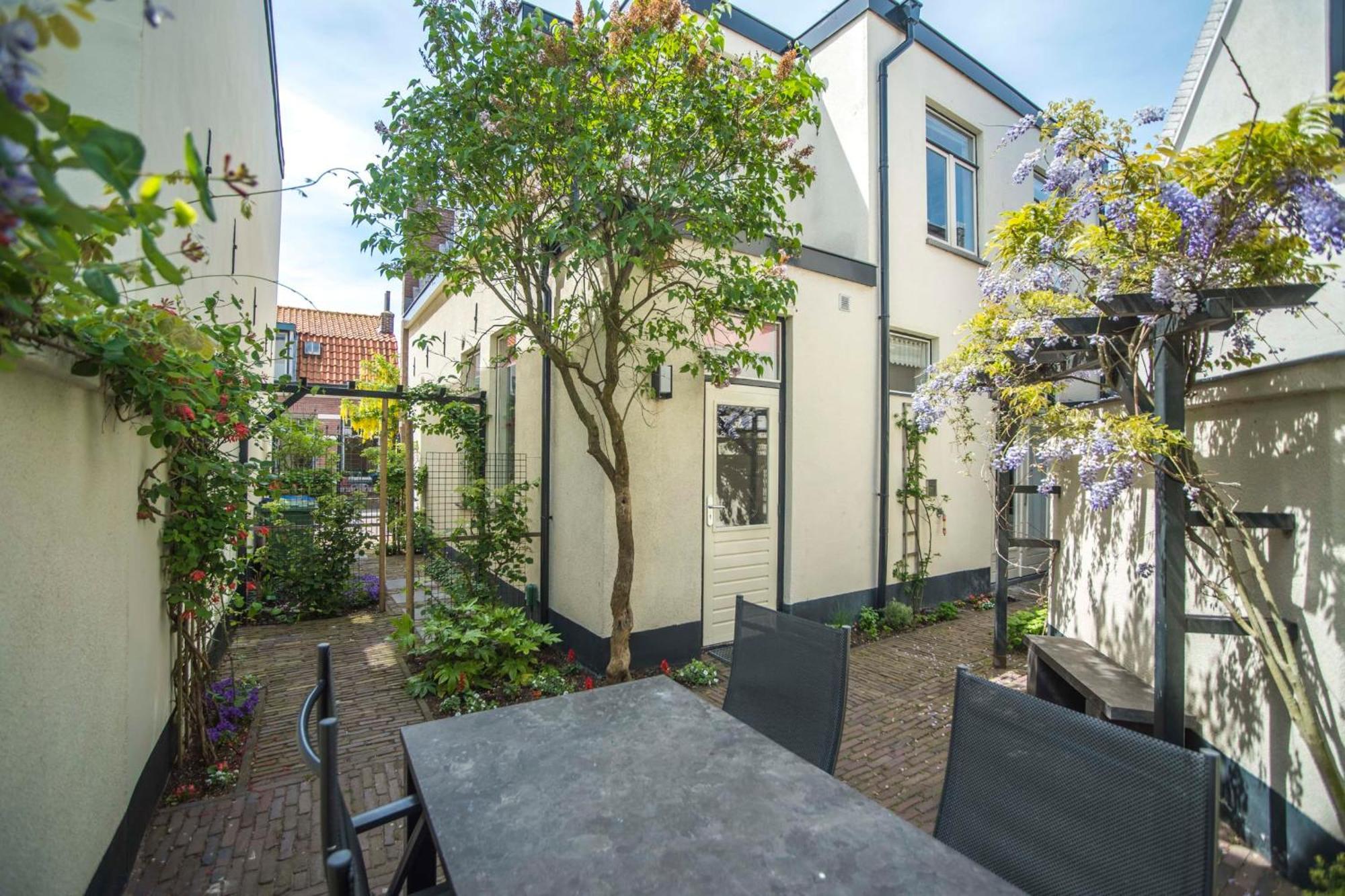 Family Home Hendriks Зандфорт Экстерьер фото